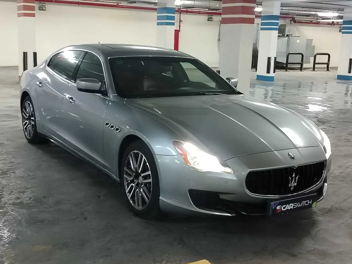 Car image 3