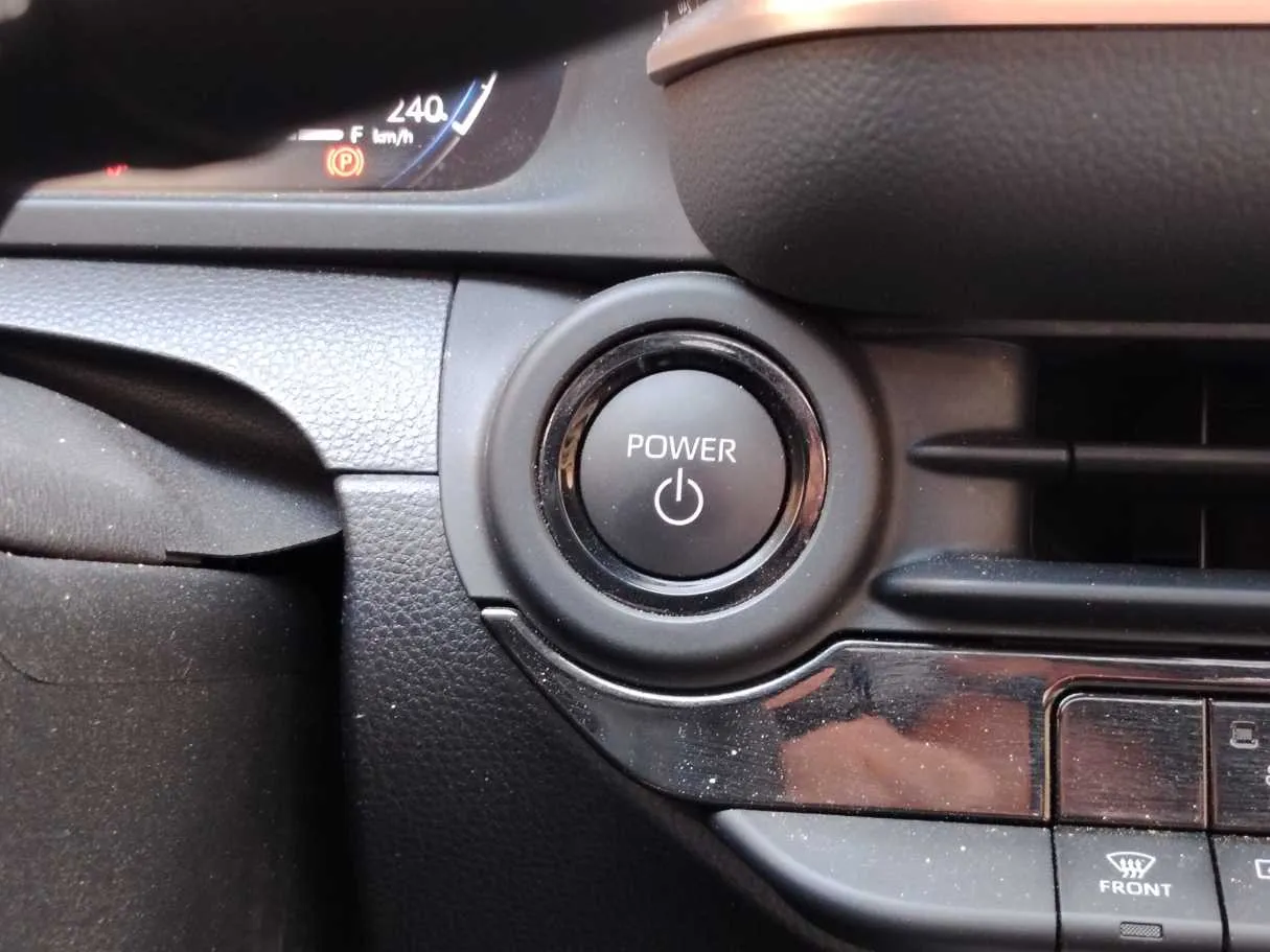 Car image 29