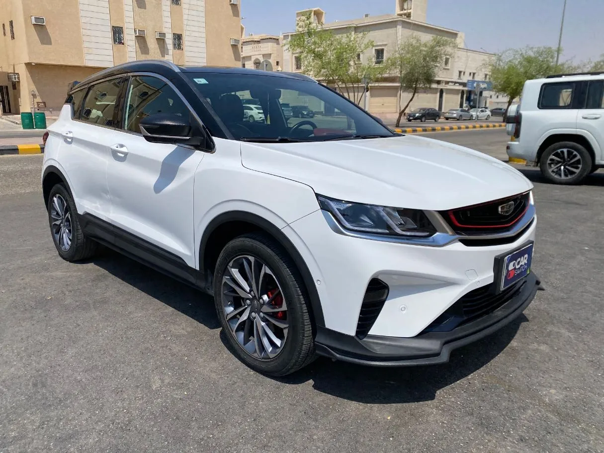 Car image 3