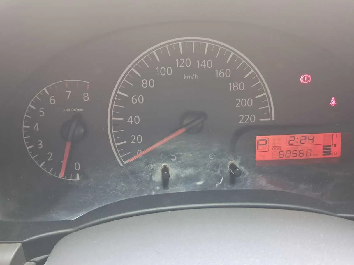 Car image 19