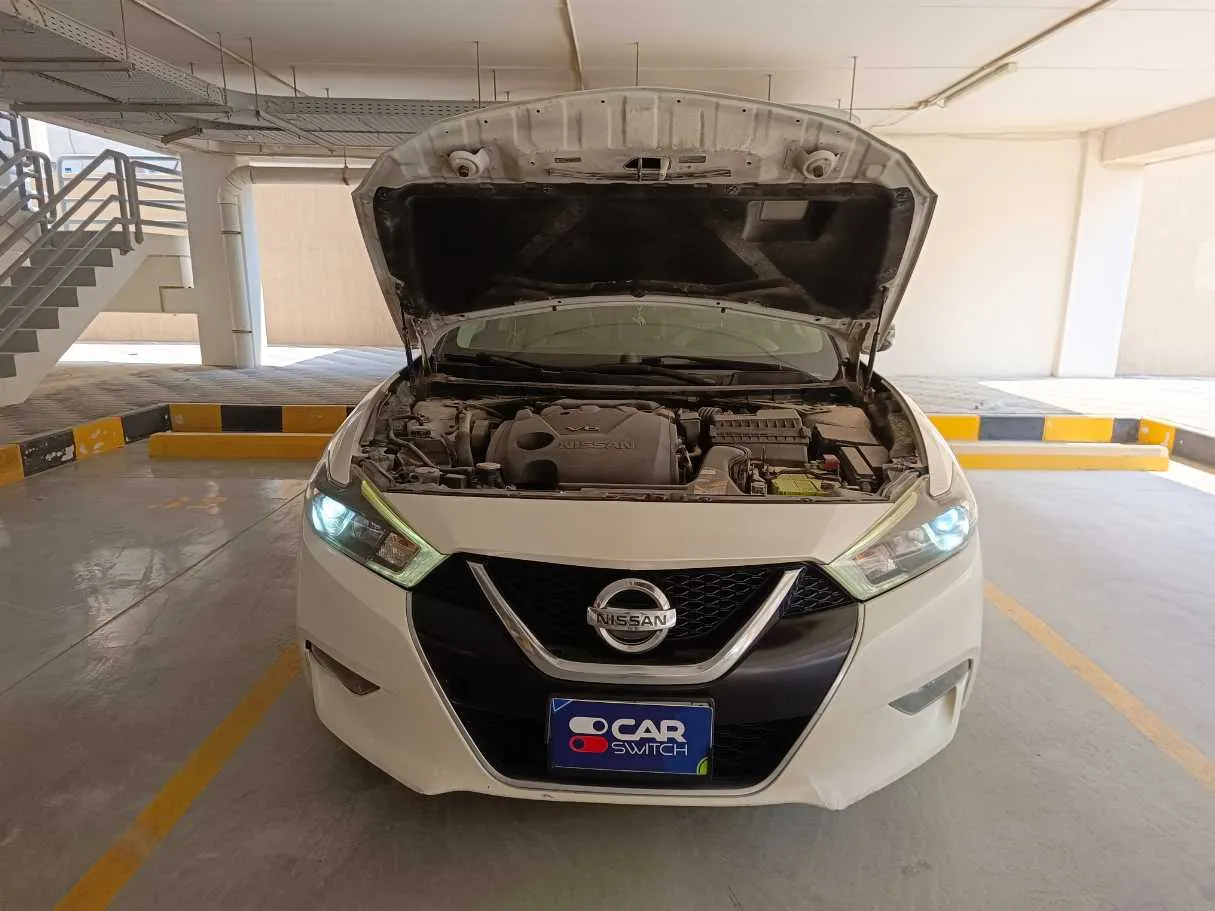 Car image 35