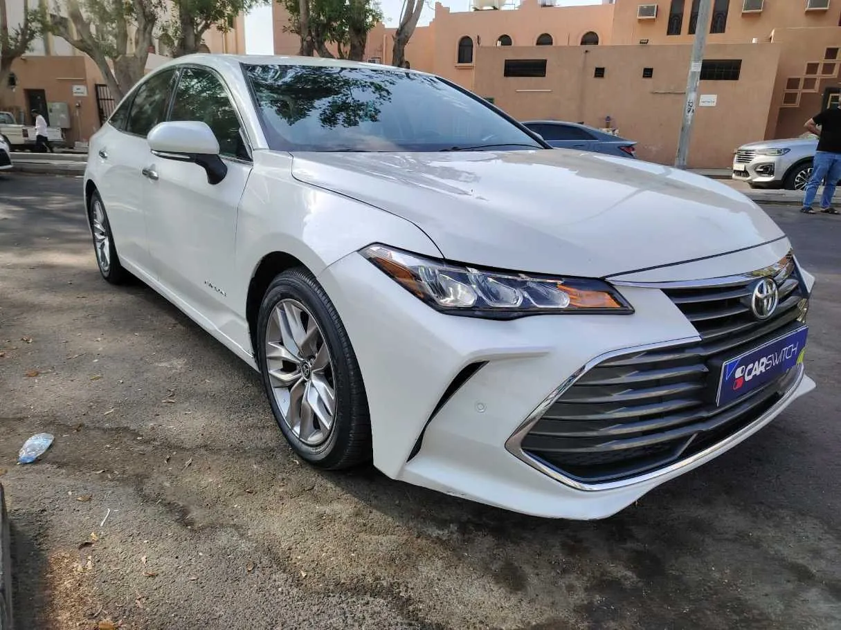 Car image 3