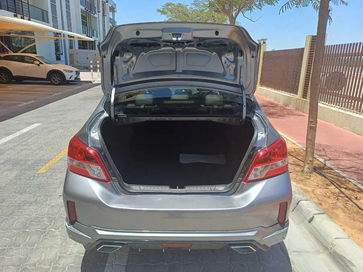 Car image 23