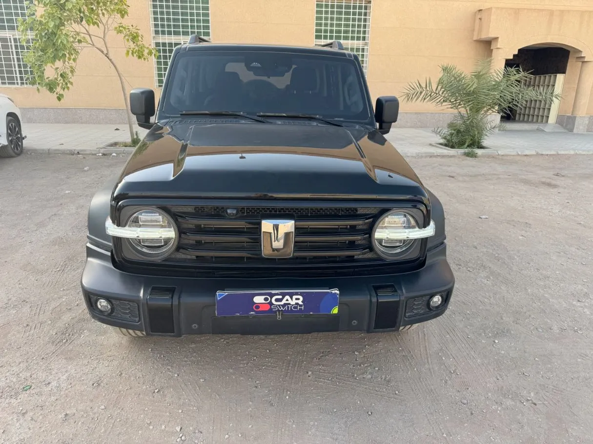 Car image 2