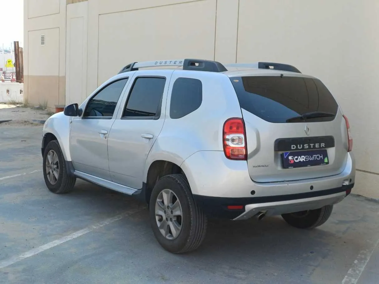 Car image 8