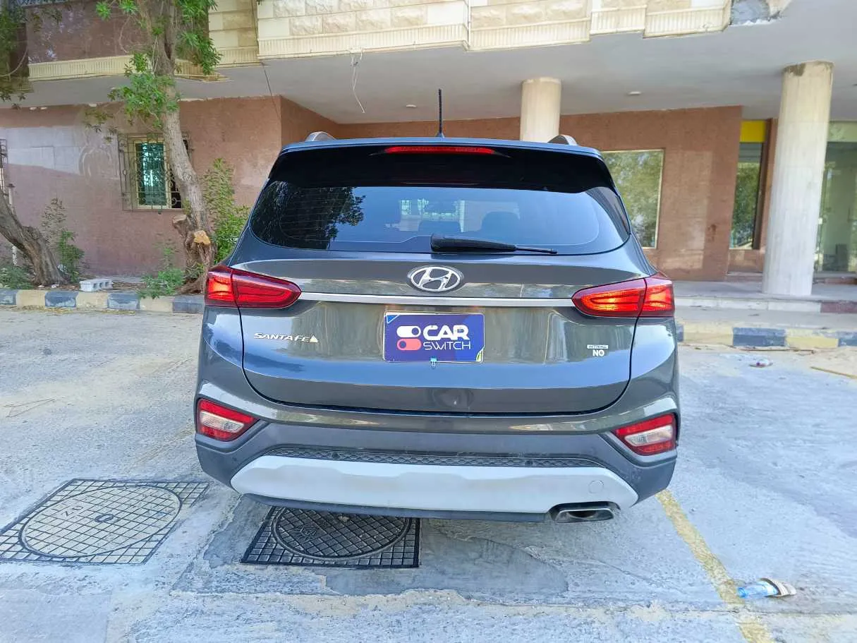 Car image 6