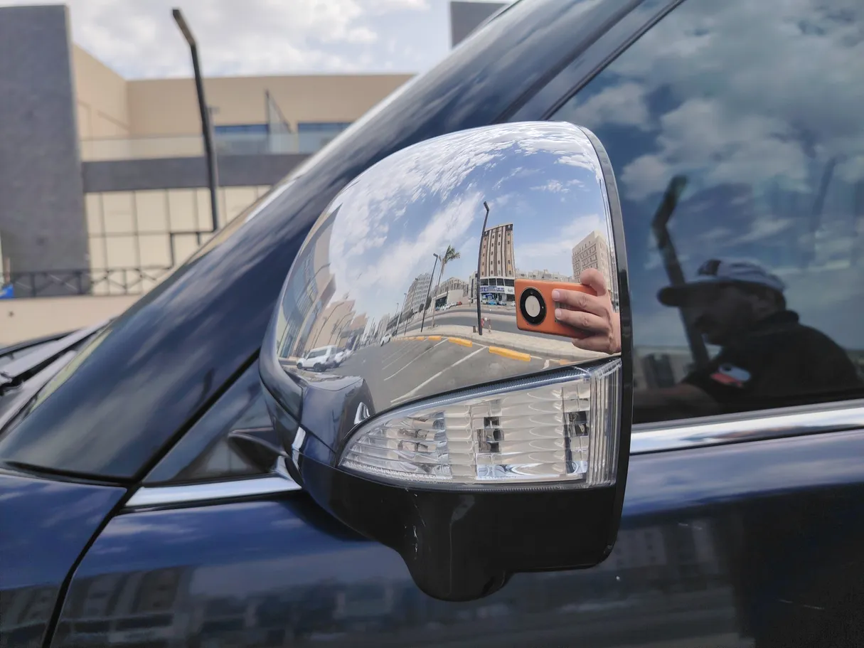 Car image 39