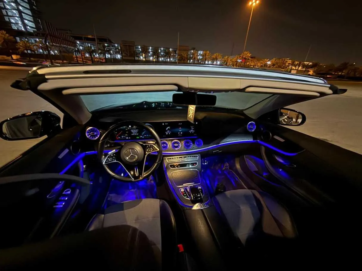 Car image 28