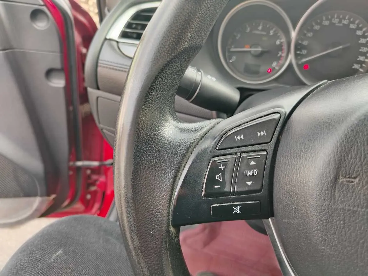 Car image 36