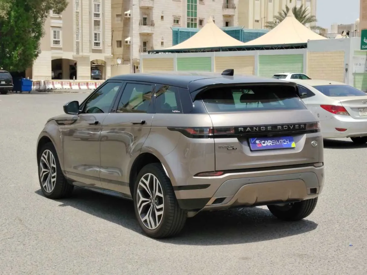 Car image 7