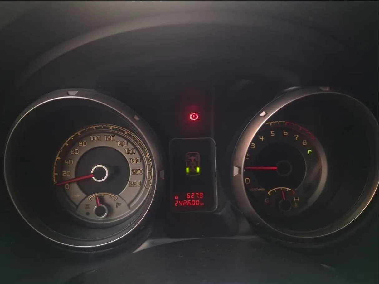 Car image 19
