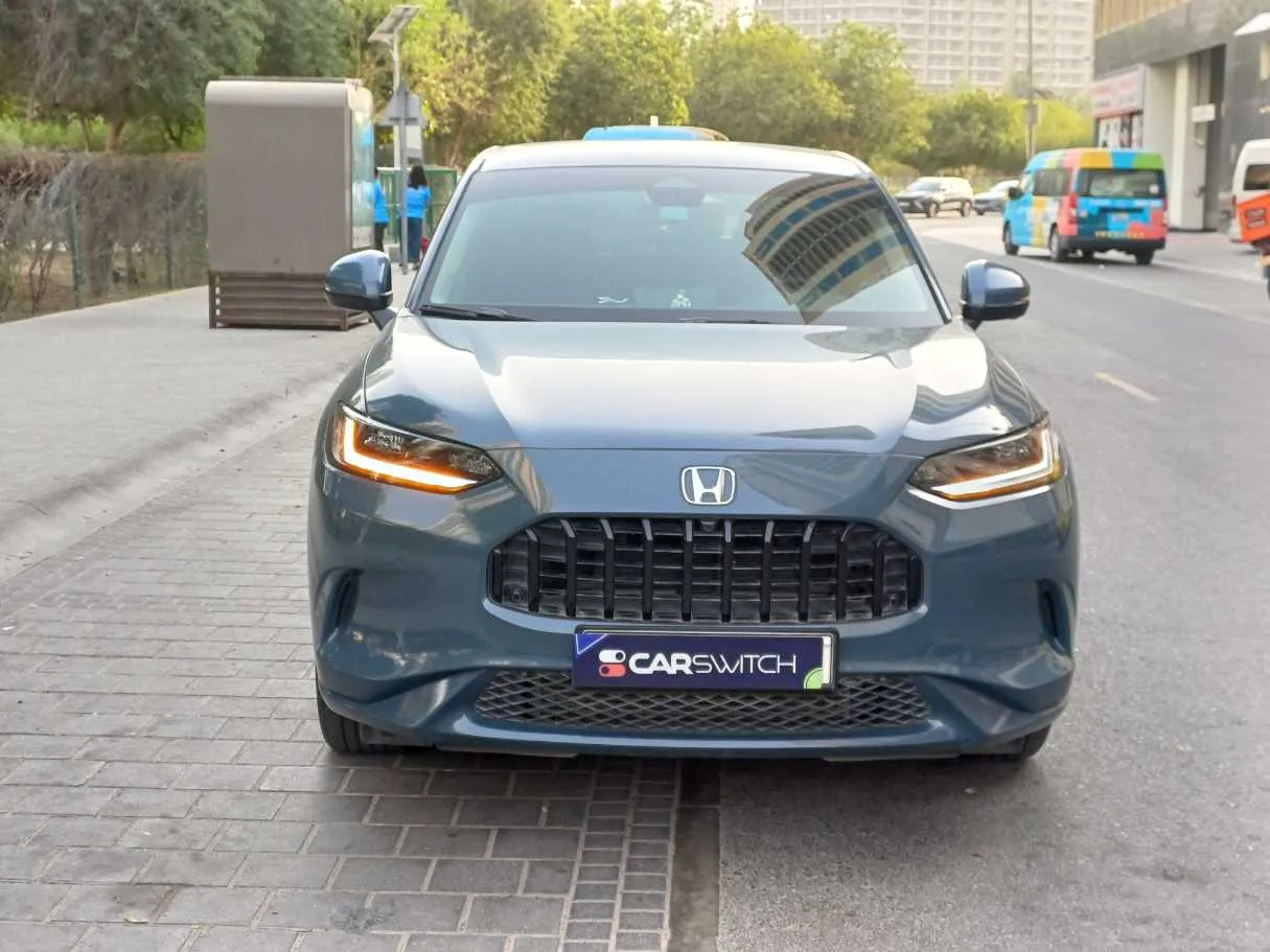 Car image 2