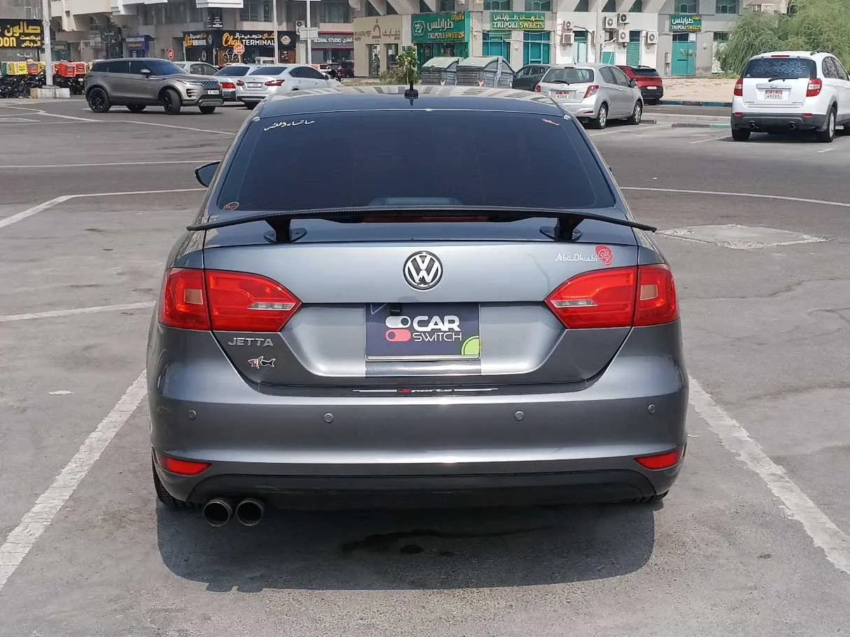 Car image 7