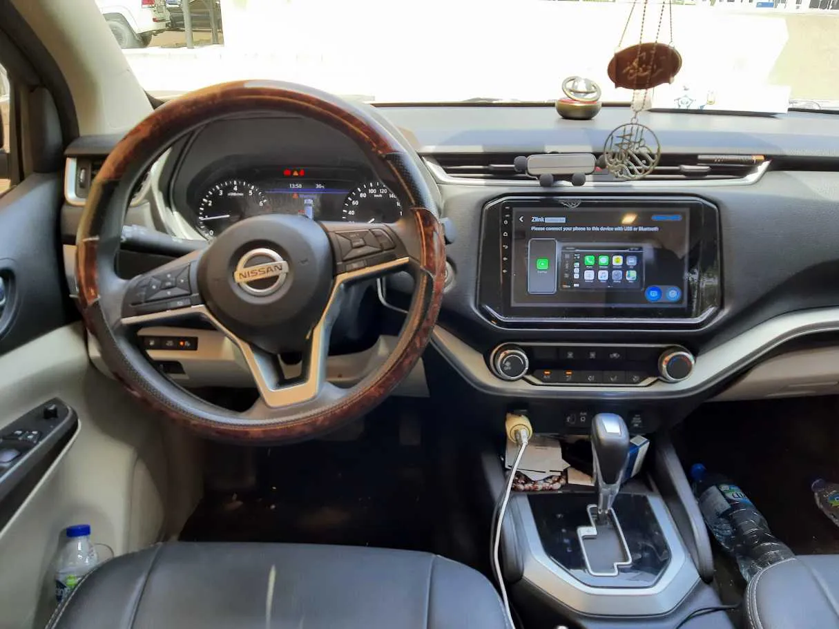 Car image 16
