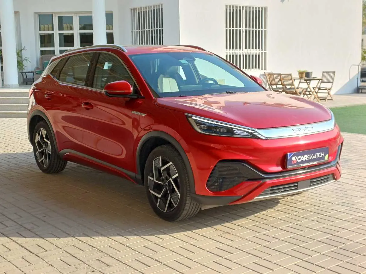 Car image 3