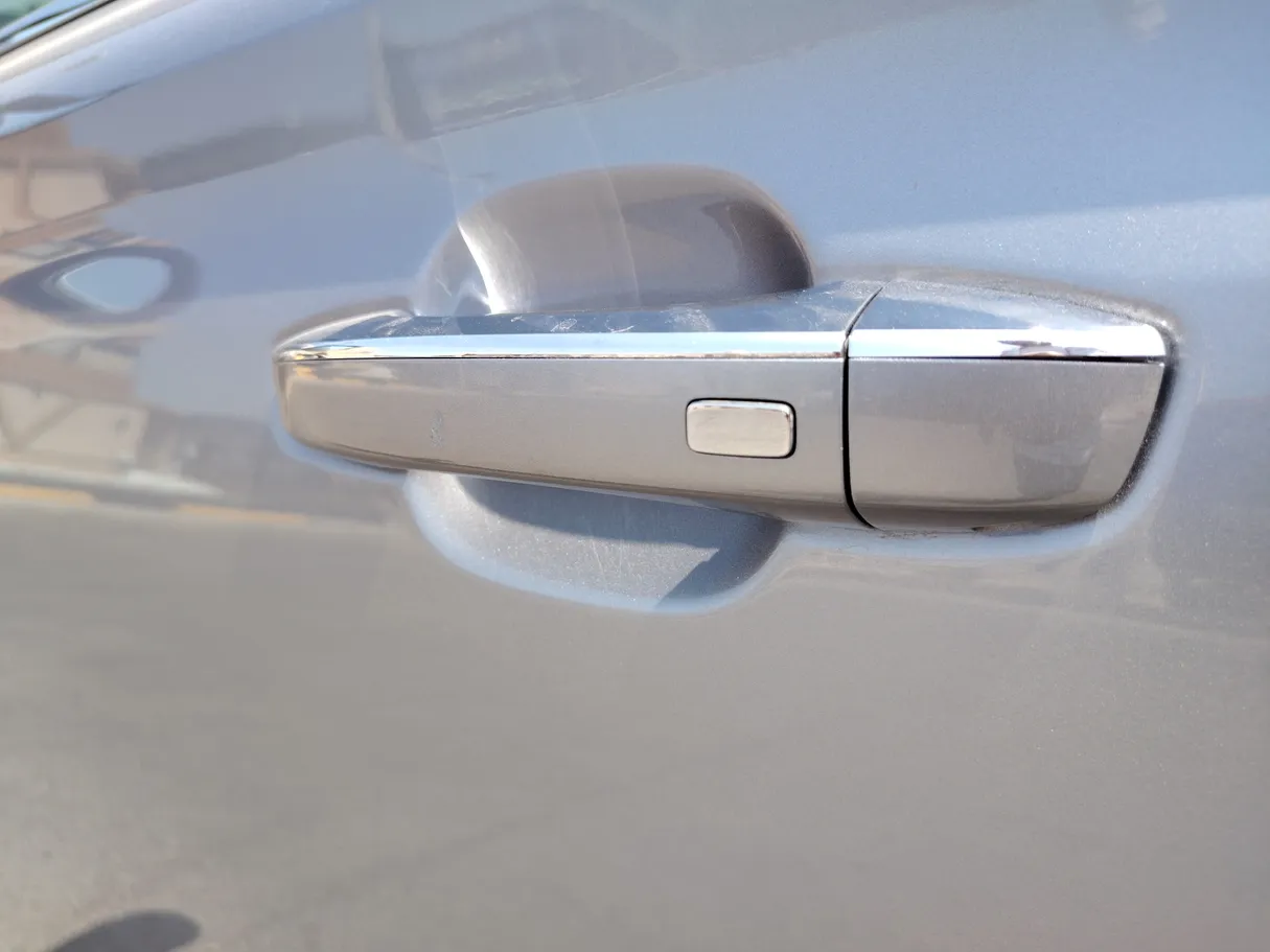 Car image 33