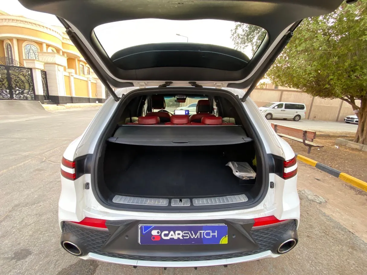 Car image 22