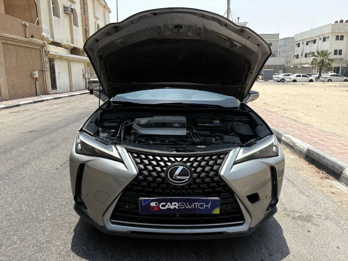 Car image 26