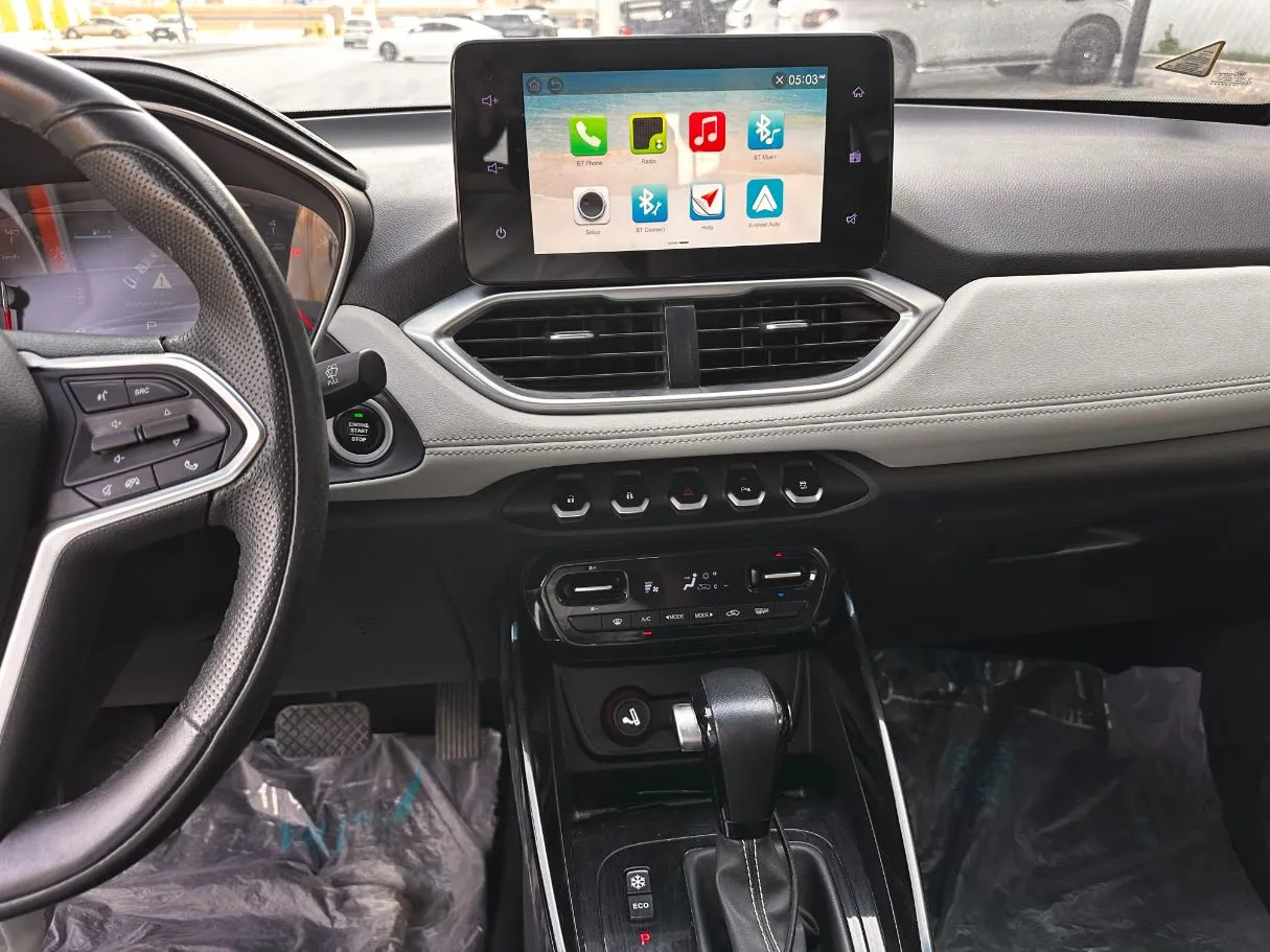 Car image 18