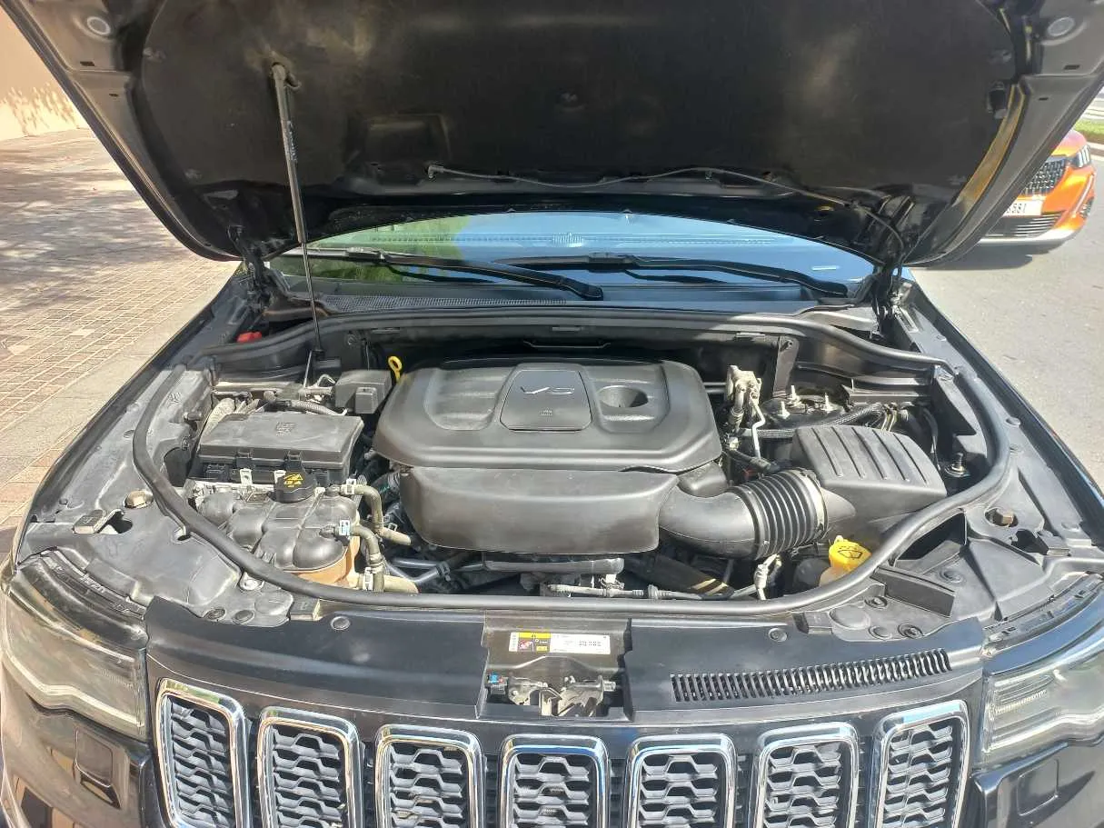 Car image 20