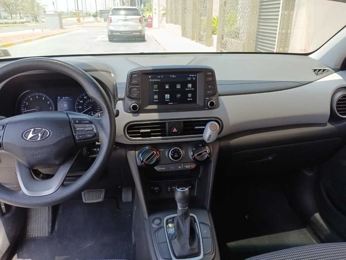 Car image 18