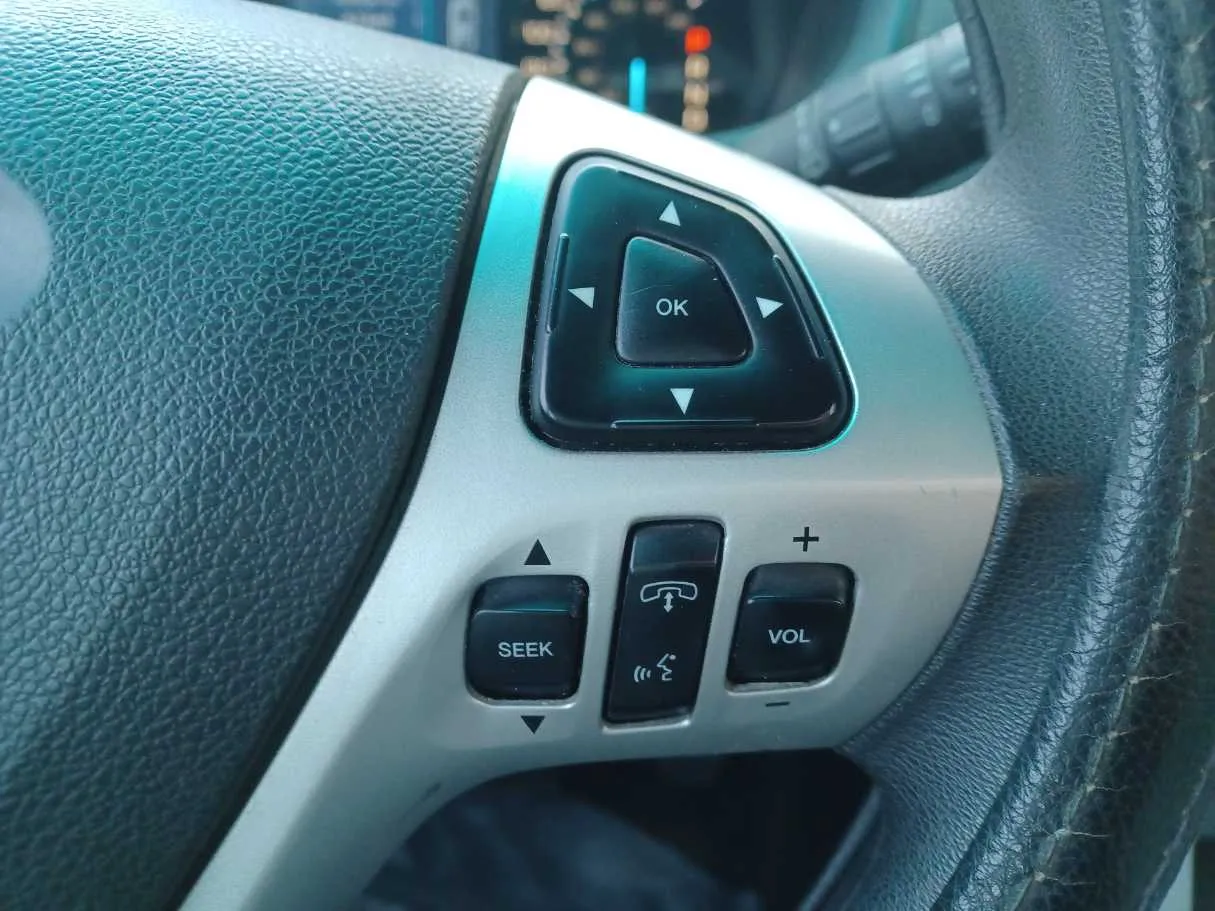 Car image 22