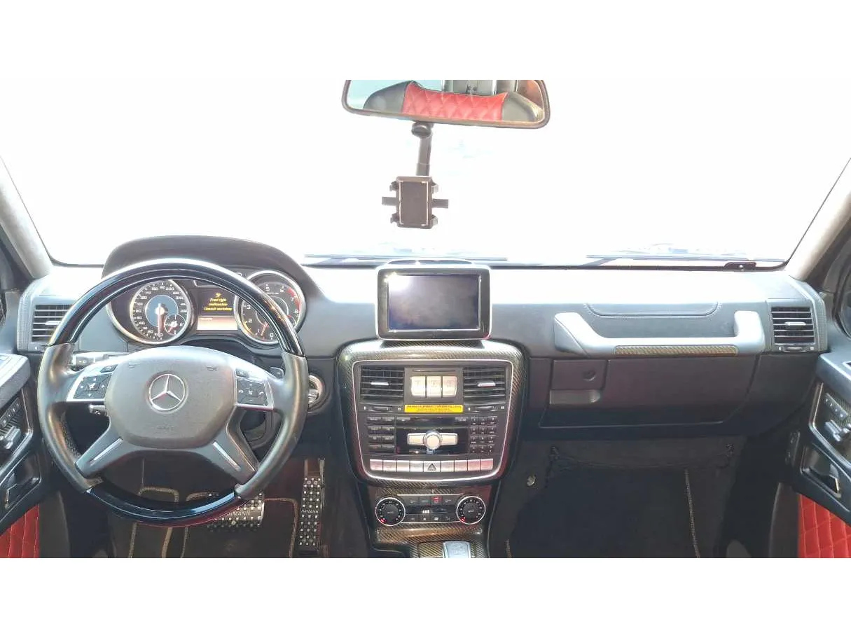 Car image 16
