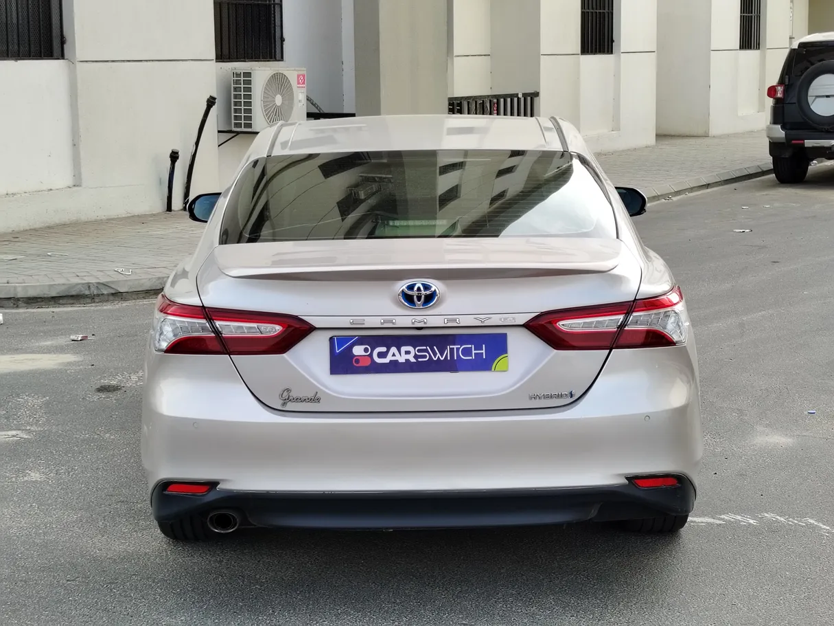 Car image 6