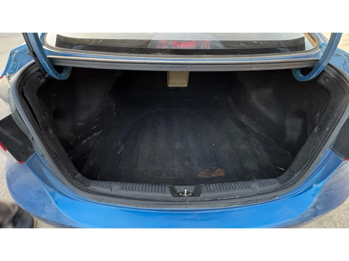 Car image 21