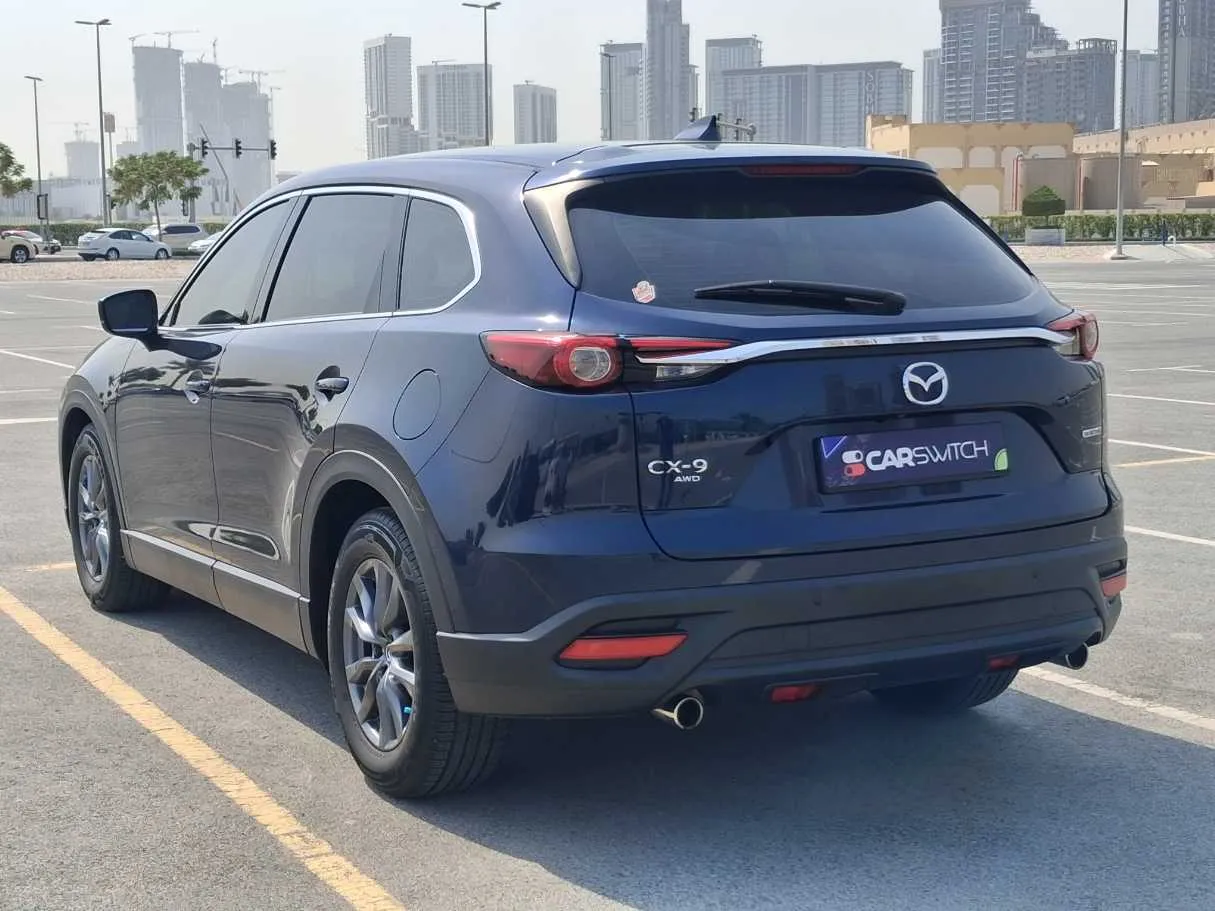 Car image 7