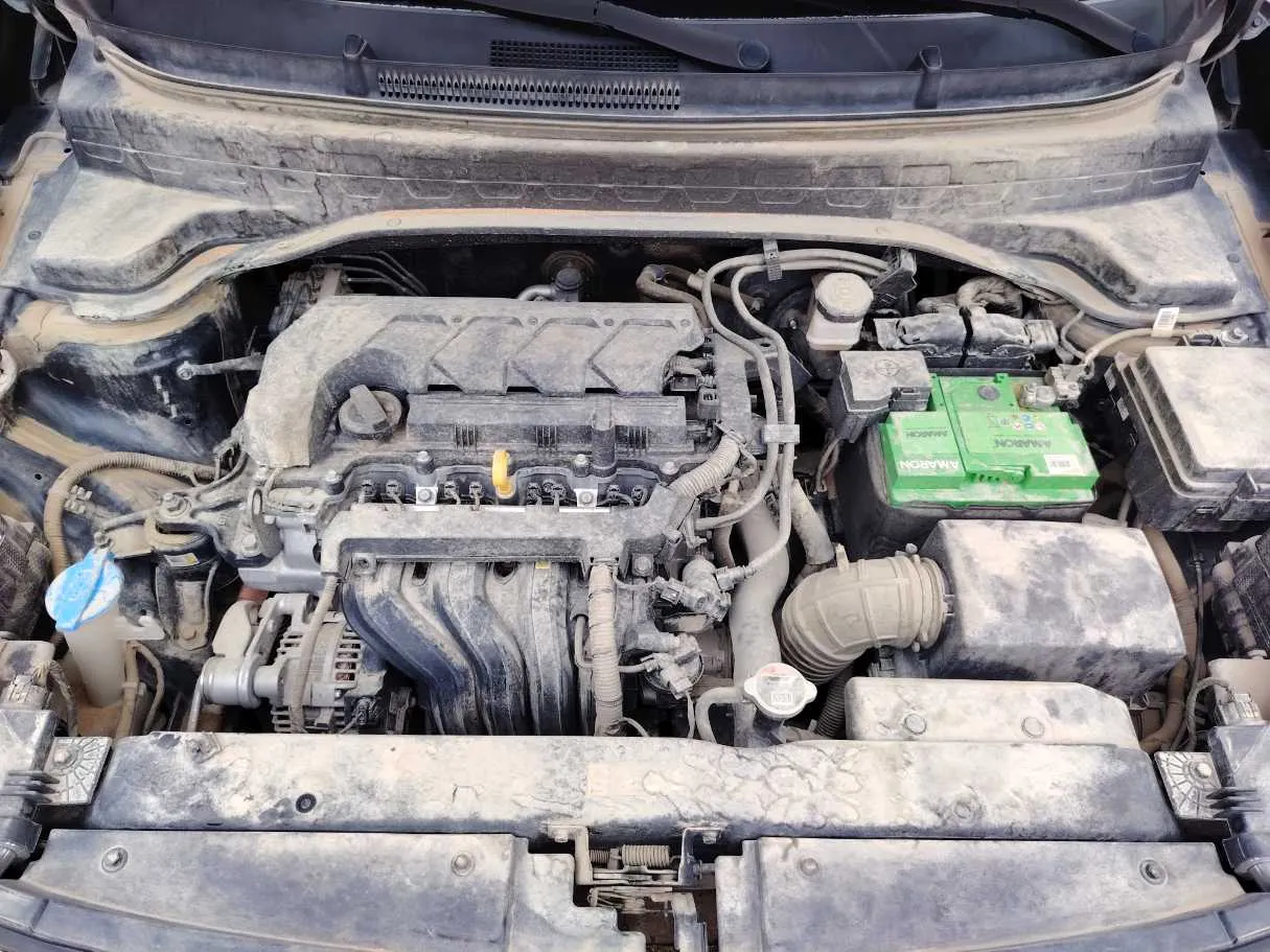 Car image 32