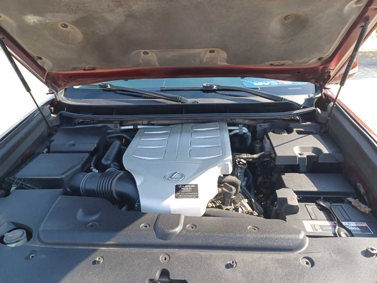 Car image 25