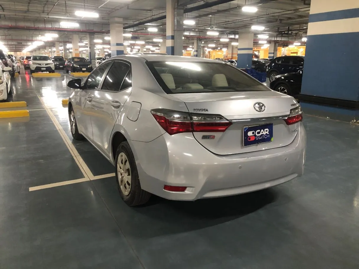 Car image 7