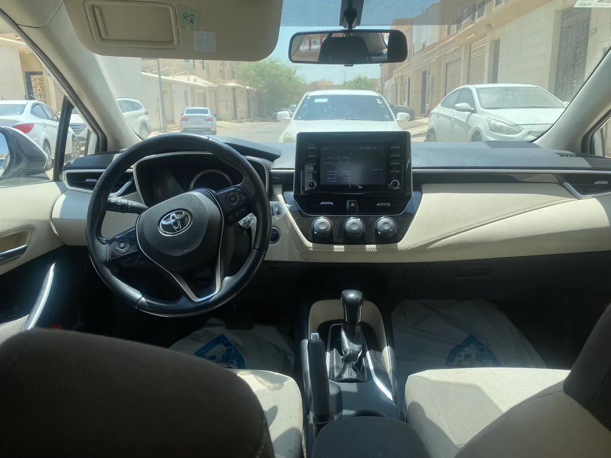 Car image 7