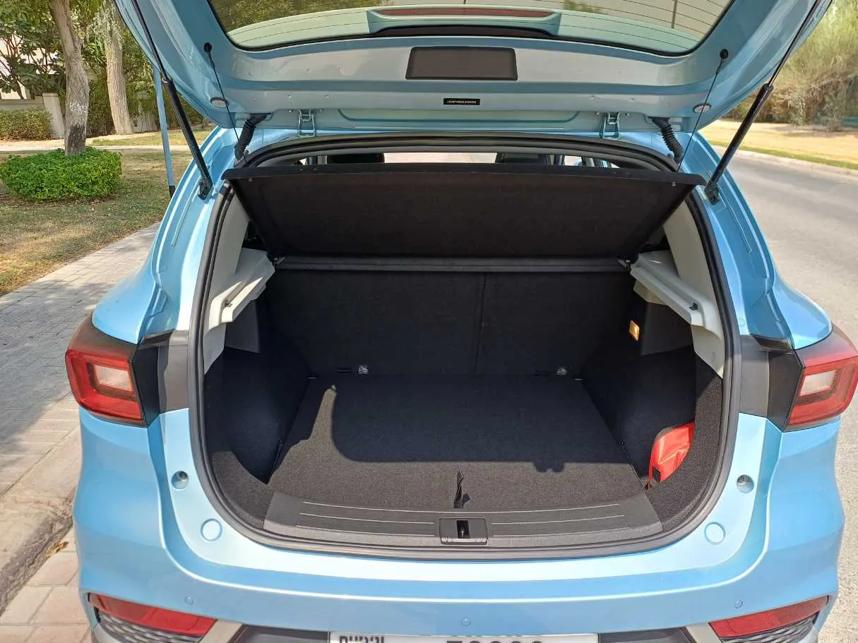 Car image 20