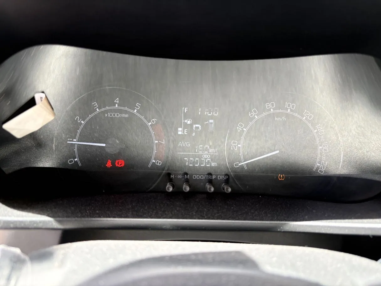 Car image 23