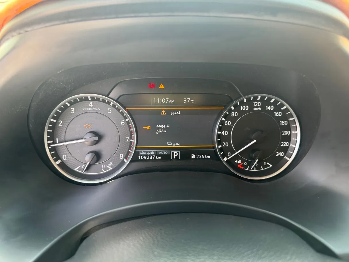 Car image 23