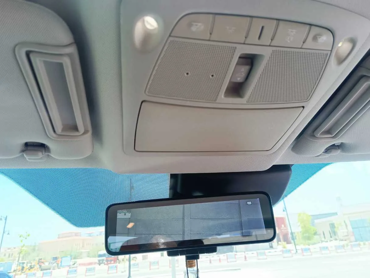 Car image 36