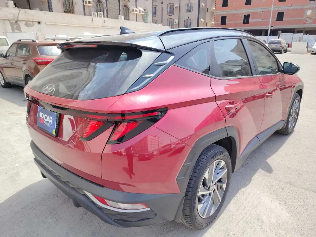 Car image 5