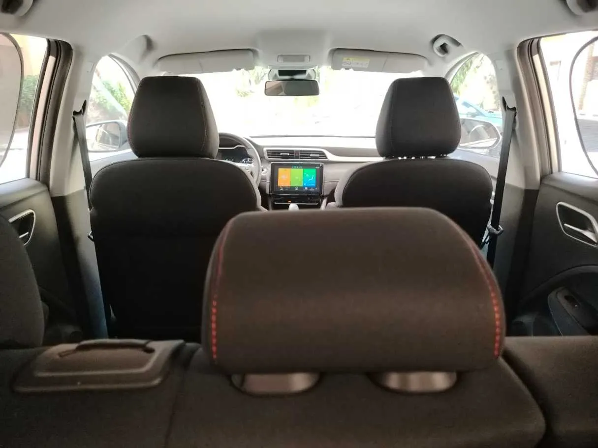 Car image 31