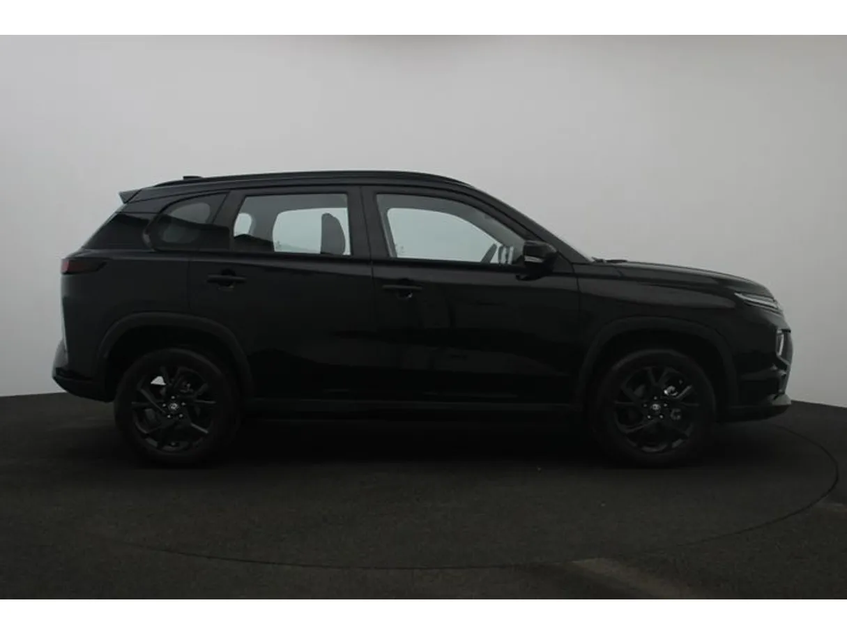 Car image 13