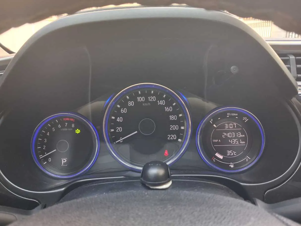 Car image 20