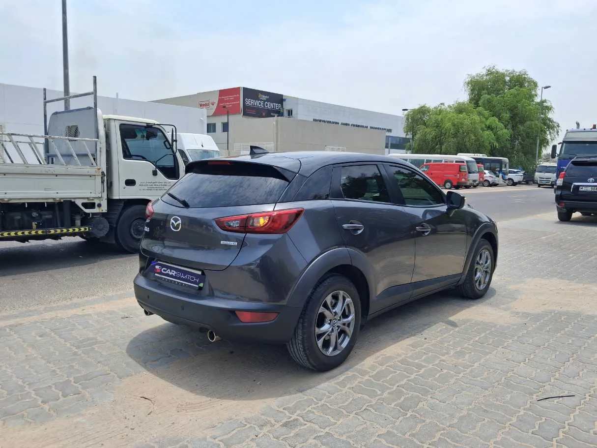 Car image 5