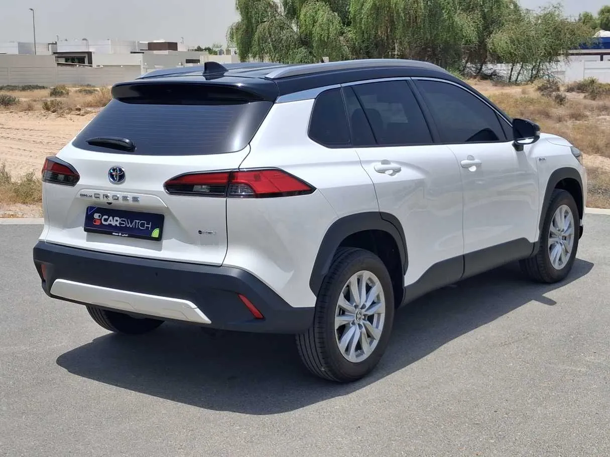 Car image 5