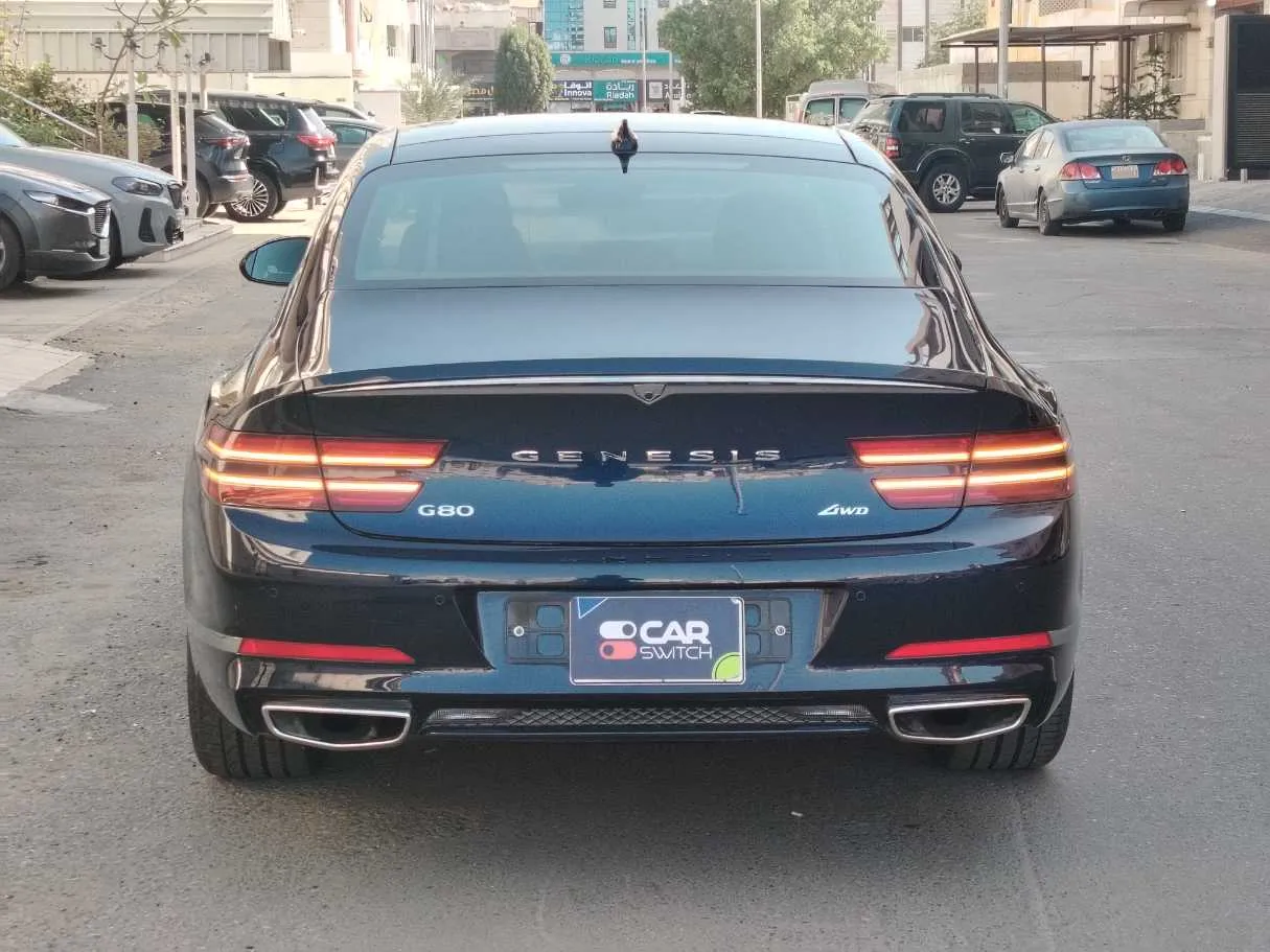 Car image 6