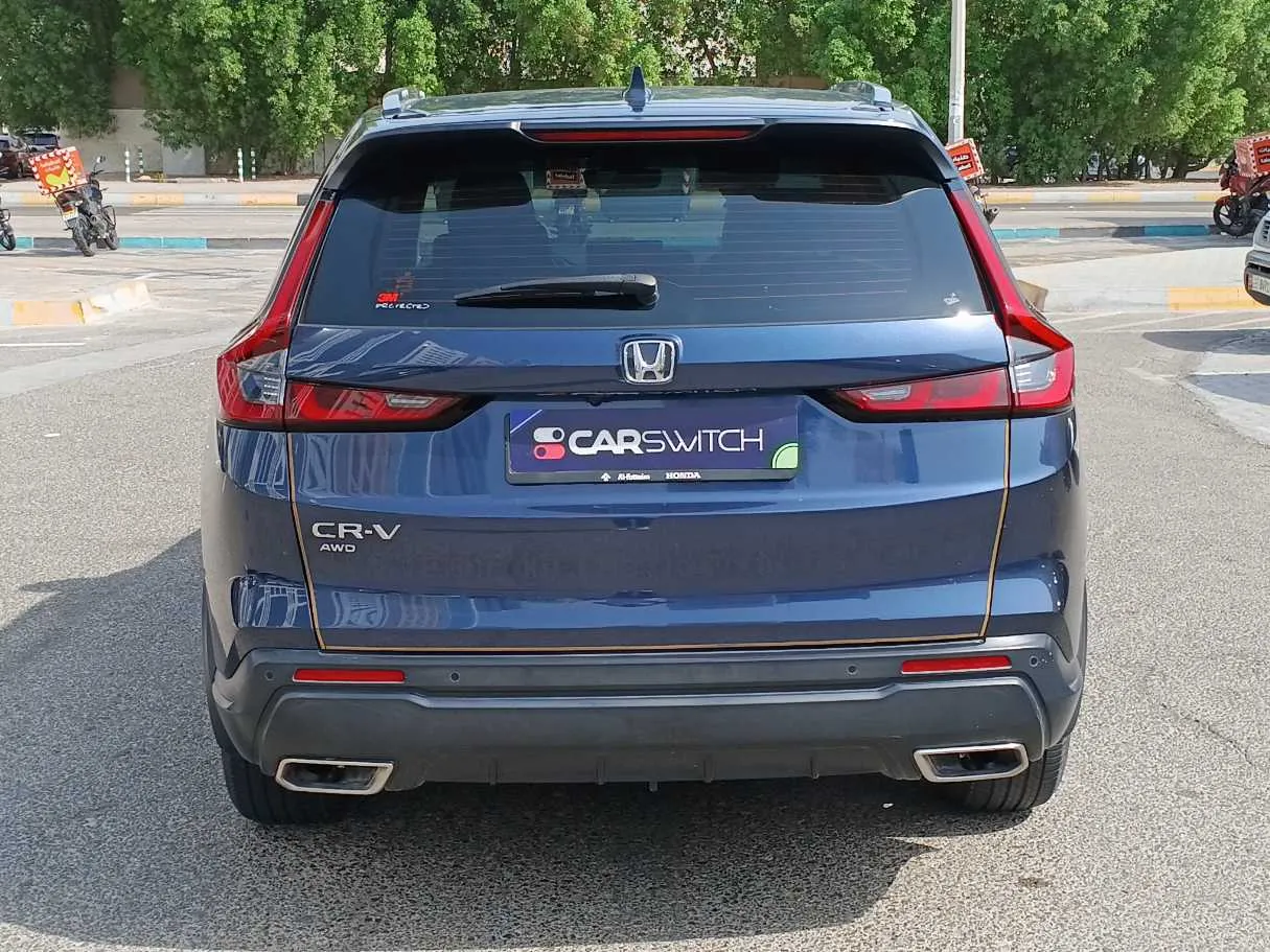 Car image 6