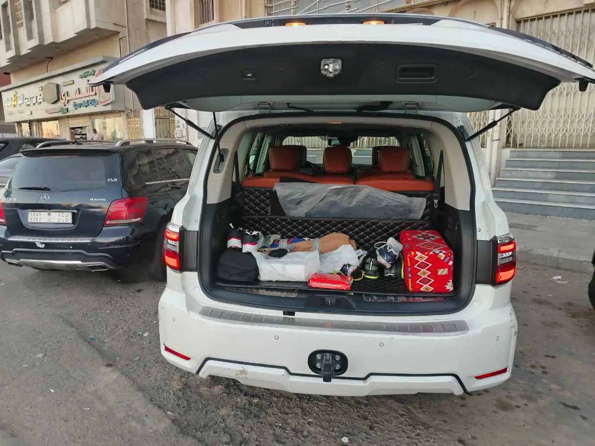 Car image 38