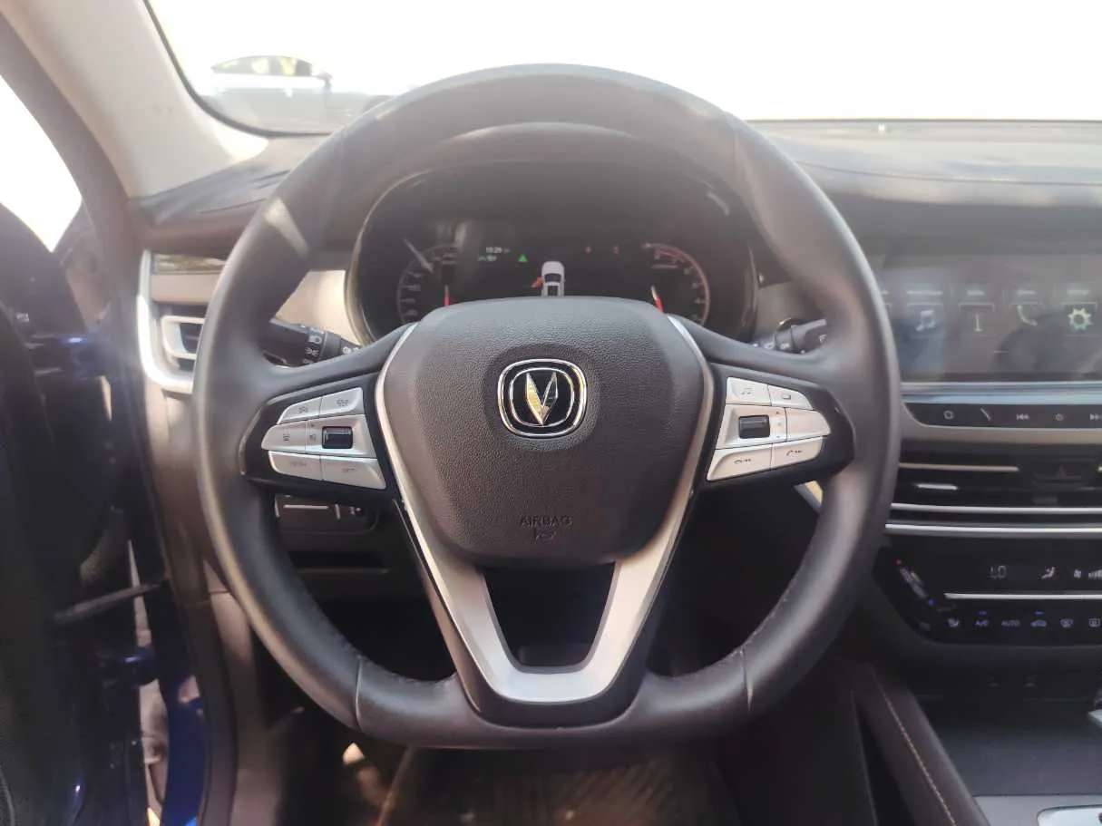 Car image 22