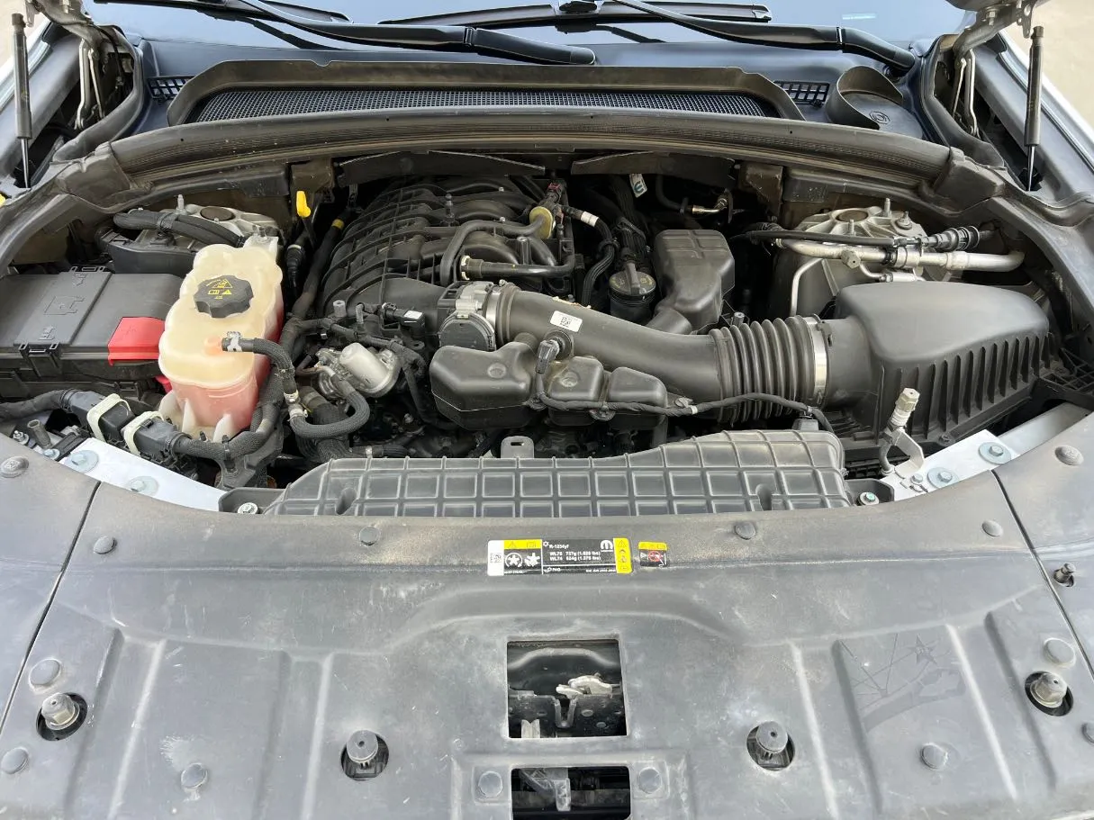 Car image 32