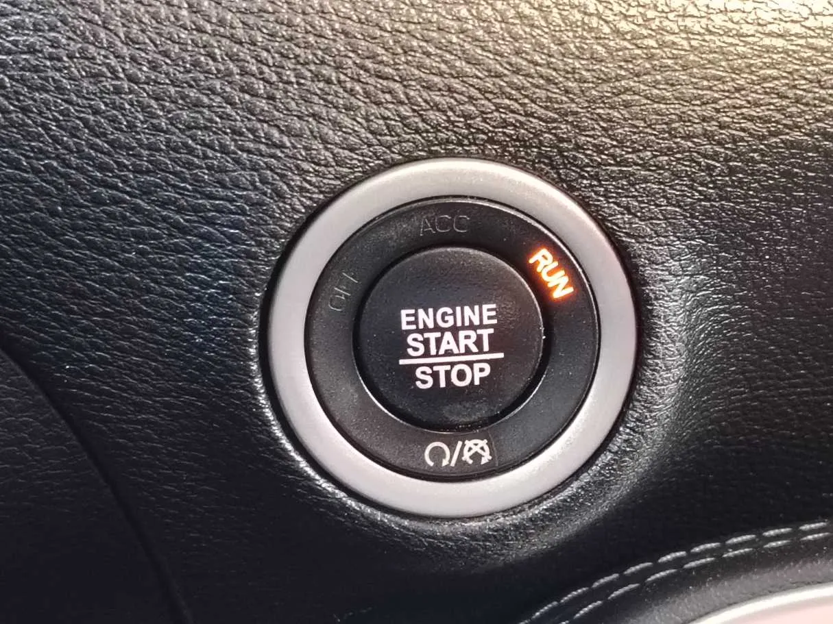 Car image 32